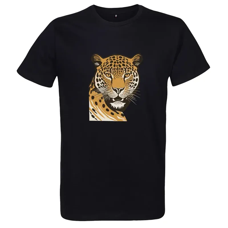 t shirt homme noir imprimé sur la face, une panthère et son regard félin t shirt homme noir imprimé sur la face, une panthère et son regard félin